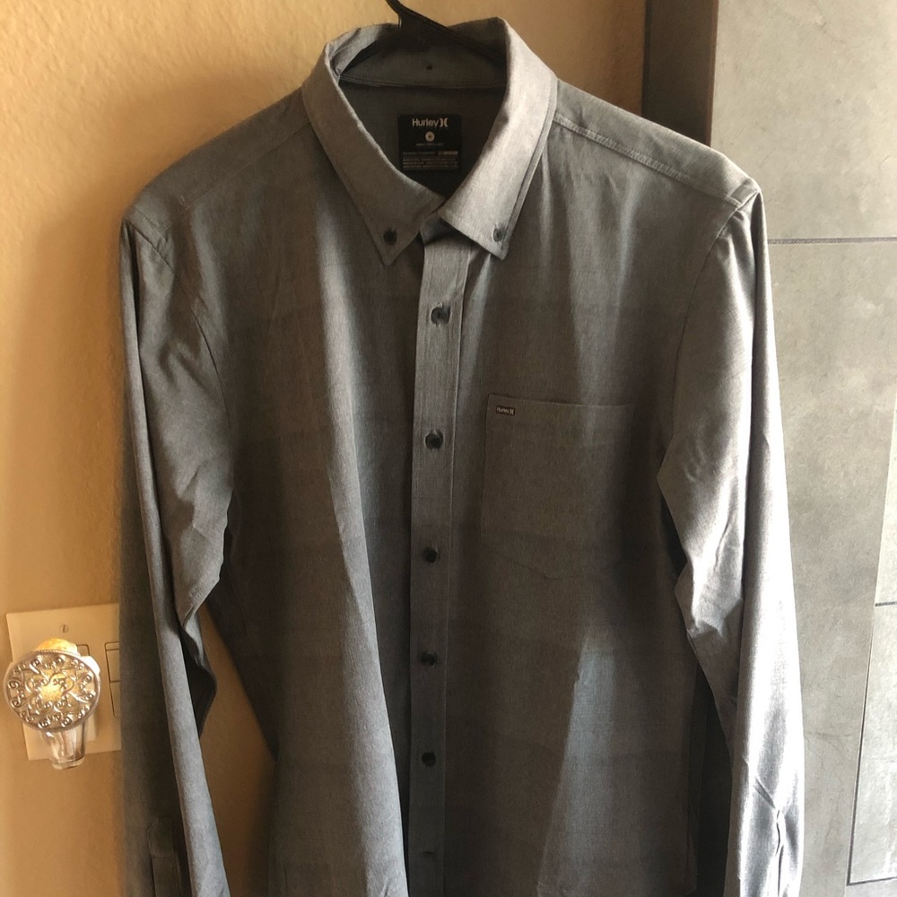 Hurley button up dri-fit